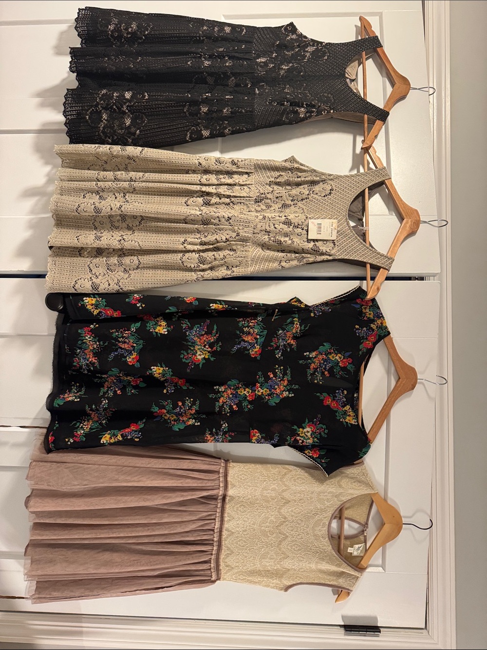Four FreePeople dresses good condition used in freepeople cloth bag